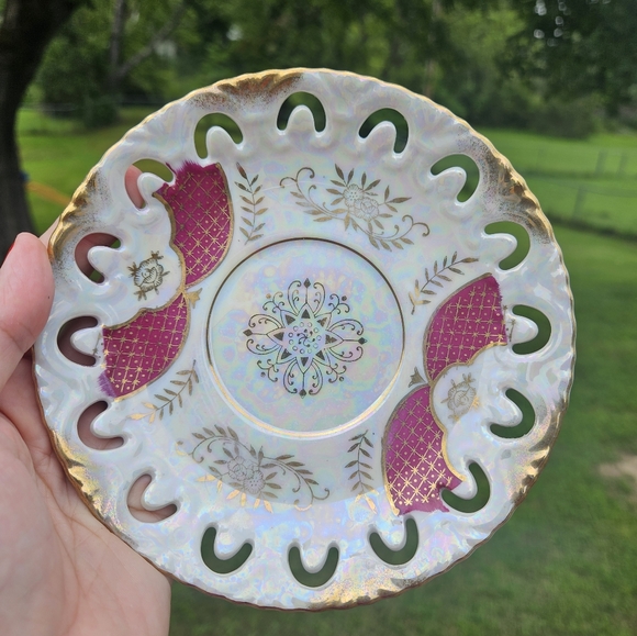 Royal Sealy Fine China Tea Cup & Saucer Iridescent Gold Burgundy & White - Picture 4 of 9